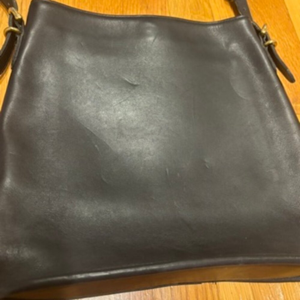 Vintage Coach Black Equestrian Bag with Long Strap, Gold Hardware, and Bag Tag - Picture 4 of 14